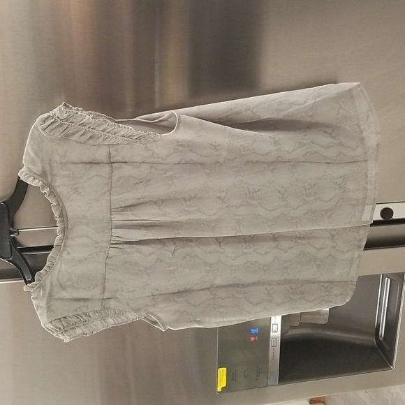 💕CURRENT AIR💕 Button Down Sleeveless Blouse Python Snakeskin Print Medium NWT - Picture 6 of 12